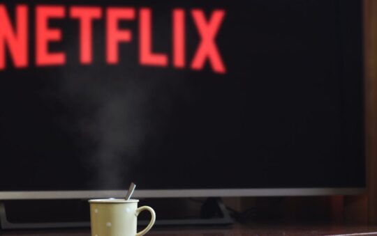 Hot Dog Steam Table Guide: Keep Hot Dogs Juicy and Buns Soft for Events, Parties & Vendors