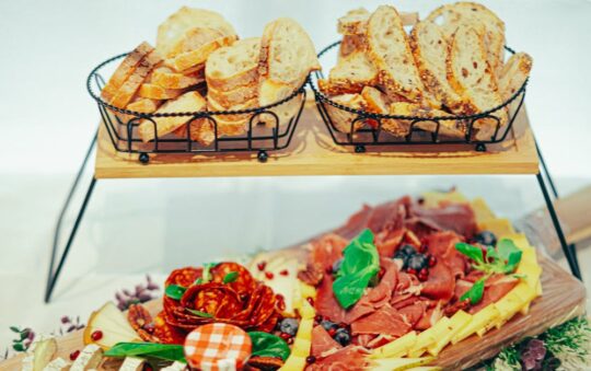 Why a Serving Board With Handle Is a Must-Have for Effortless Entertaining and Everyday Use