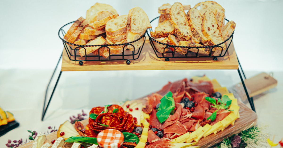 Why a Serving Board With Handle Is a Must-Have for Effortless Entertaining and Everyday Use