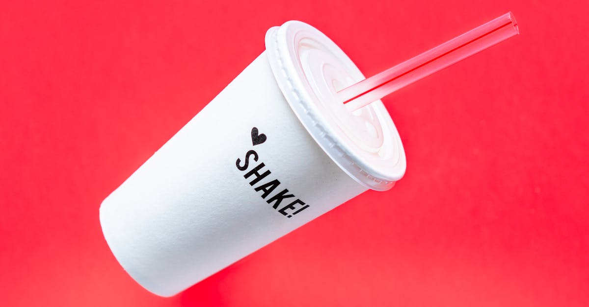 Red and White Drinking Straws: Nostalgic Style, Best Uses, and Eco-Friendly Options